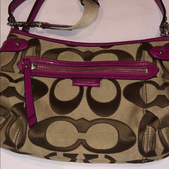 Coach Daisy Signature Convertible Hobo-NWOT - Picture 2 of 6